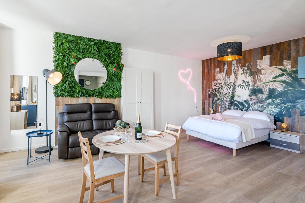 Aurora Lov'Room Proche De Saint Charles Marseille Kültér fotó